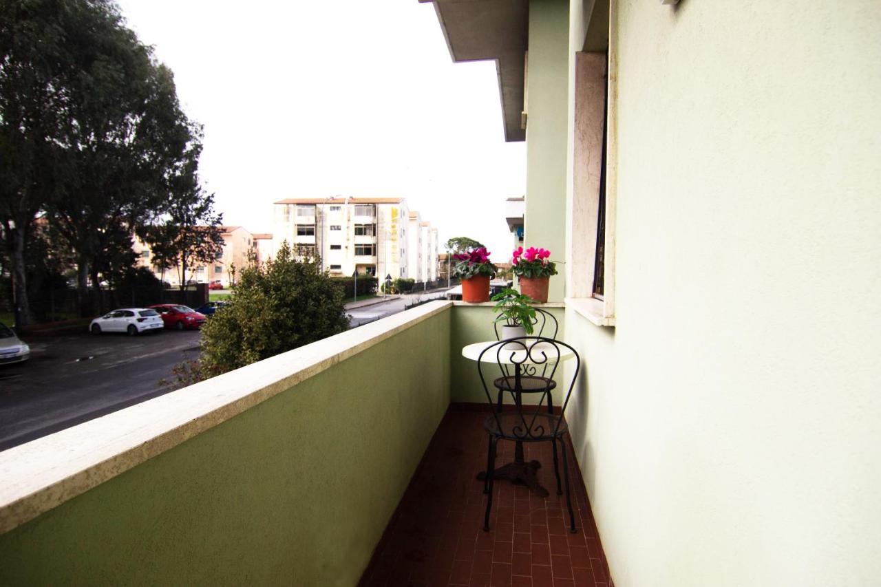 1Km Dalla Torre Appart. Con Balcone E Posto Auto Pise Extérieur photo